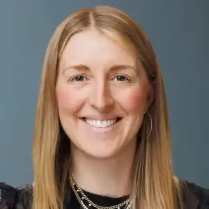 Laura Barr